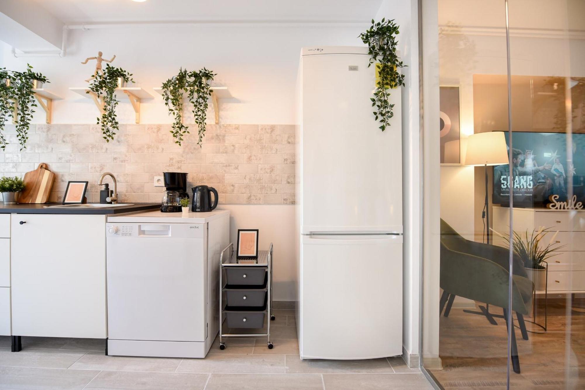 Modern In Nerva Traian - Contemporary Living At Its Finest Appartamento Bucarest