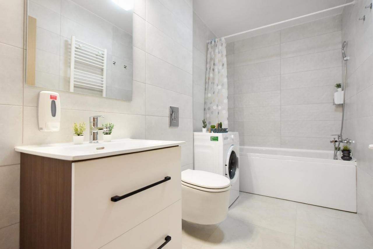 Apartment Modern In Nerva Traian - Contemporary Living At Its Finest *